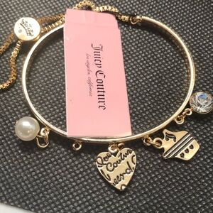 Juicy Couture‎ gold plated pearl heart charm bracelet bangle new